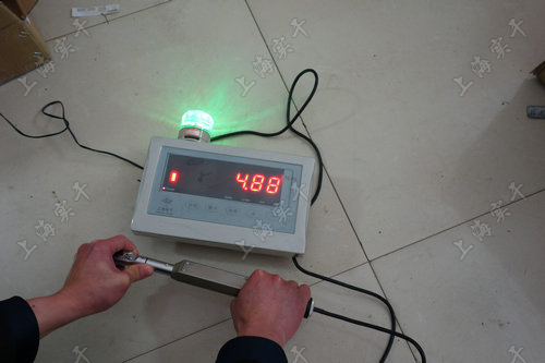 開關量信號數顯扭力扳手
